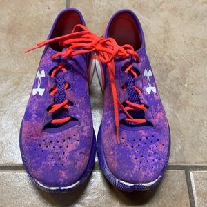 Under Armour tennis shoes